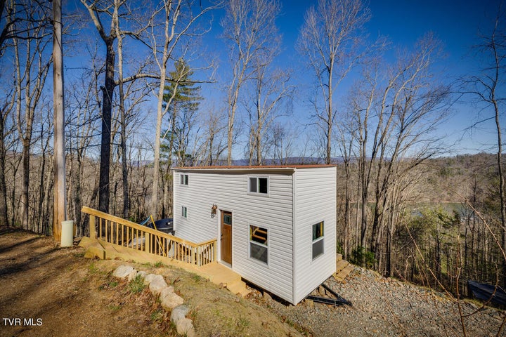 1st photo of 601 Watauga Overlook Drive