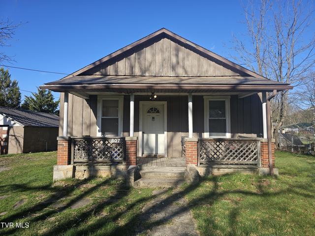 1st photo of 807 Coeburn Road