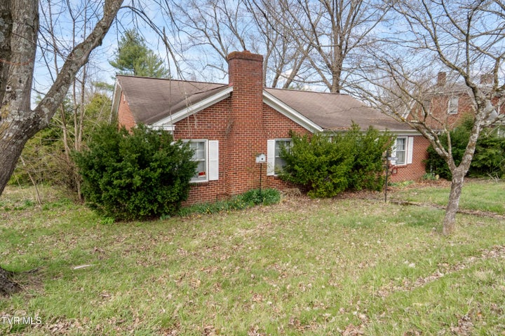 1st photo of 510 Glade Street