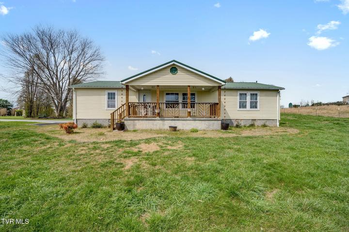 1st photo of 7185 Snapps Ferry Road