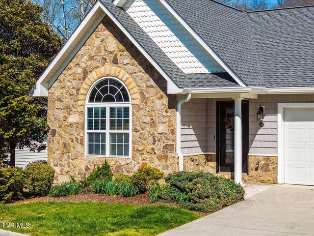 1st photo of 34 Bridgewater Court