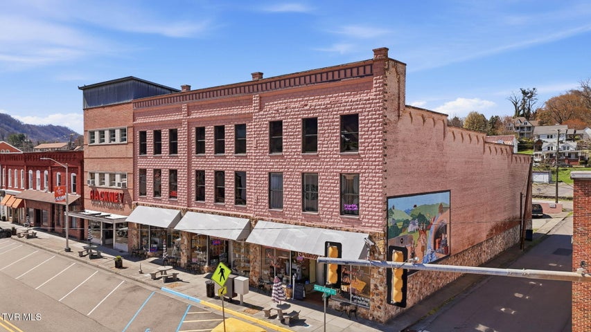 1st photo of 114 West Jackson Street