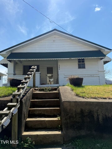 1st photo of 16702 Wise Street