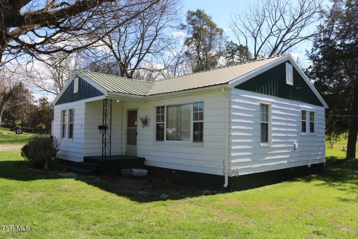 1st photo of 95 Mcdonald Road