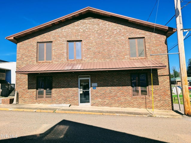 1st photo of 133 Mcclure Avenue