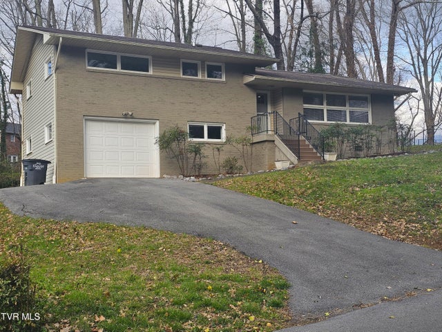 1st photo of 2323 Inglewood Drive