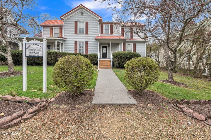 1st photo of 158 Vly Street