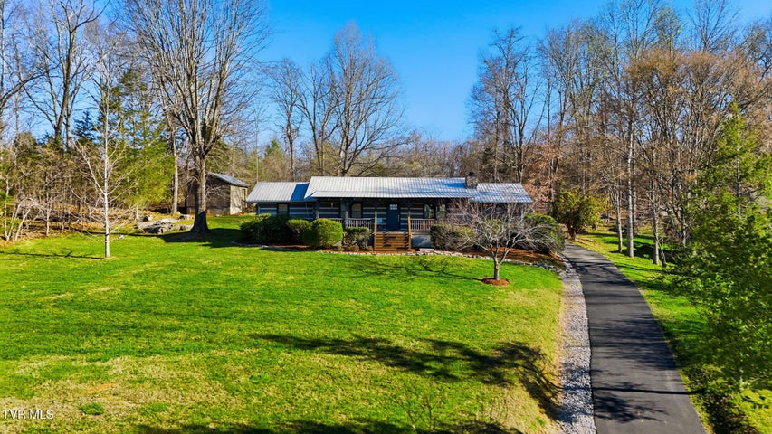 1st photo of 224 Sugar Hollow Trail