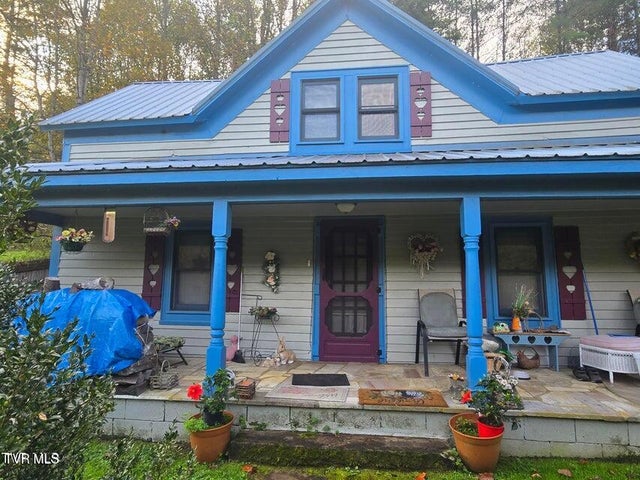 1st photo of 123 Mcmahan Gibbs Road