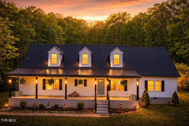 1st photo of 3233 Stanley Valley Road