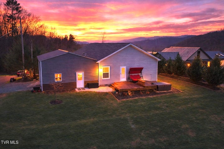 1st photo of 1120 Myrtle Drive