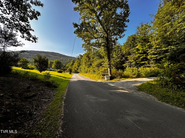 1st photo of 8 Acres Promiseland Way