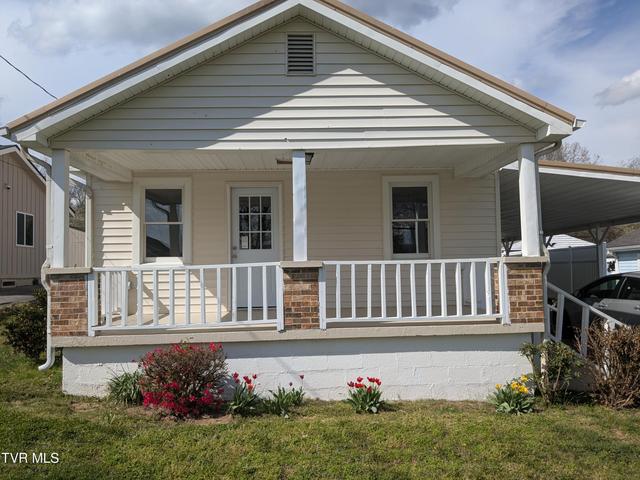 1st photo of 532 Elm Street