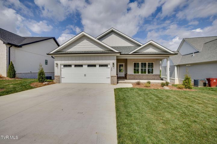 1st photo of 266 Winston Place