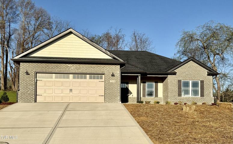 1st photo of 713 Twilight Falls