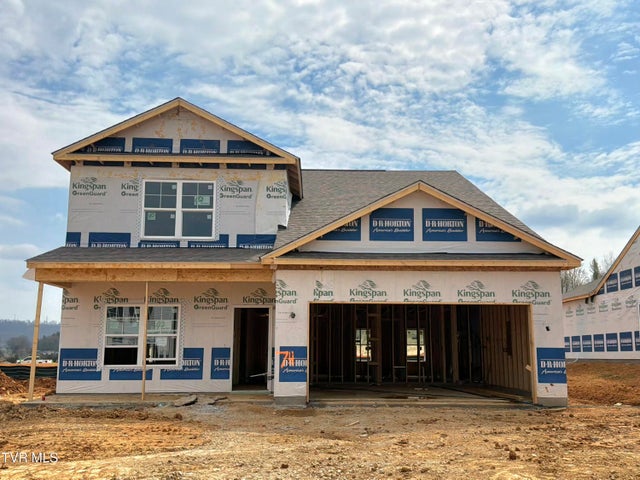 1st photo of 212 Artist Avenue 