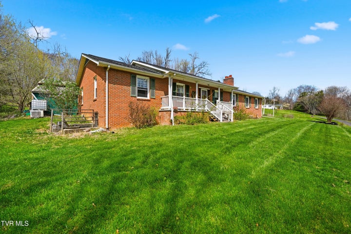 1st photo of 20180 Monroe Road