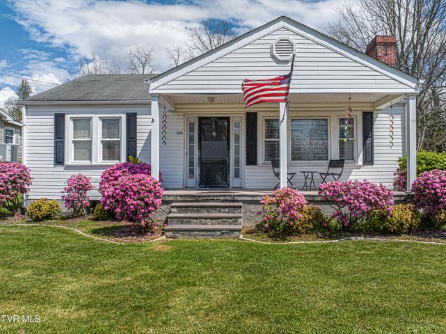 1st photo of 326 Fuller Street