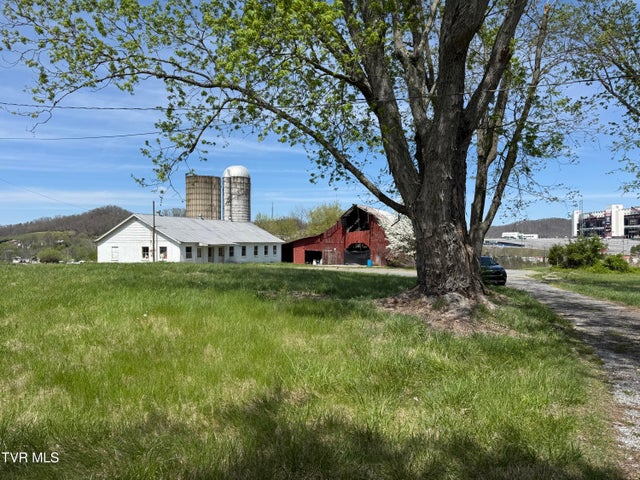 1st photo of 191 White Top Road