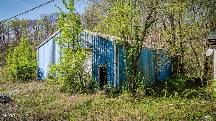 1st photo of 571 Walnut Hill Road