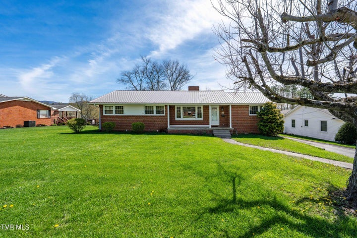 1st photo of 248 Sunset Drive