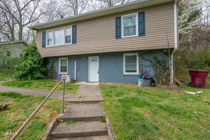 1st photo of 2305&2303 Abbott Drive