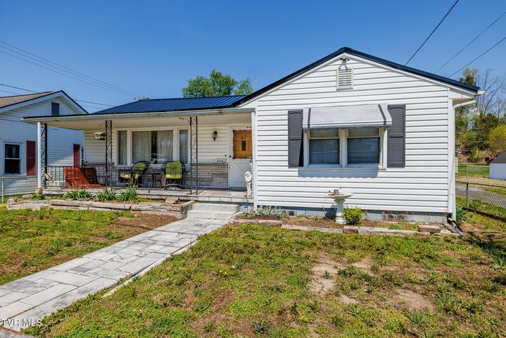 1st photo of 204 Millpond Street