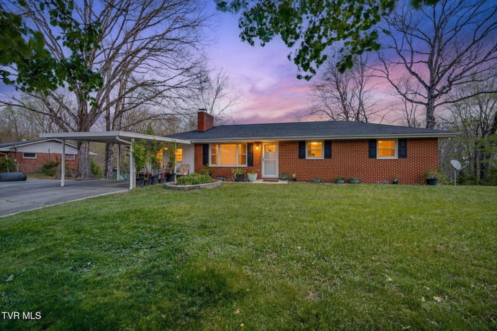 1st photo of 444 Lenoir Road