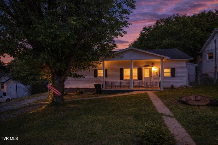 1st photo of 127 Sparta Street