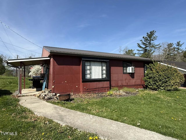 1st photo of 203 Henry Street