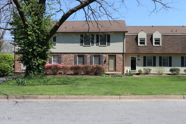 1st photo of 2121 Hickory Springs Road