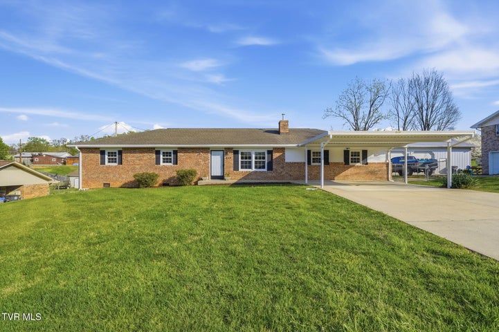 1st photo of 515 Poplar Street