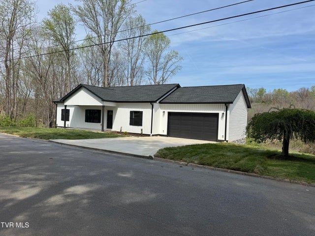 1st photo of 148 Whitson Drive