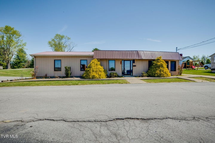 1st photo of 116 Massengill Avenue