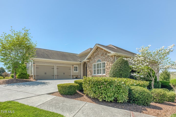 1st photo of 17 Cypress Ridge Court