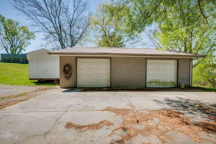 1st photo of 143 Massengill Avenue