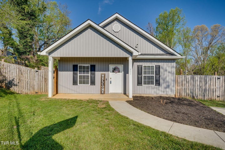 1st photo of 801 North Street