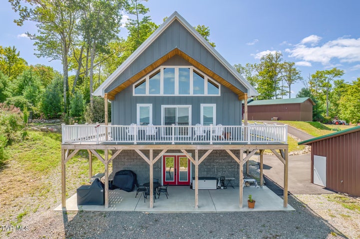 1st photo of 384 Cross Mountain Drive