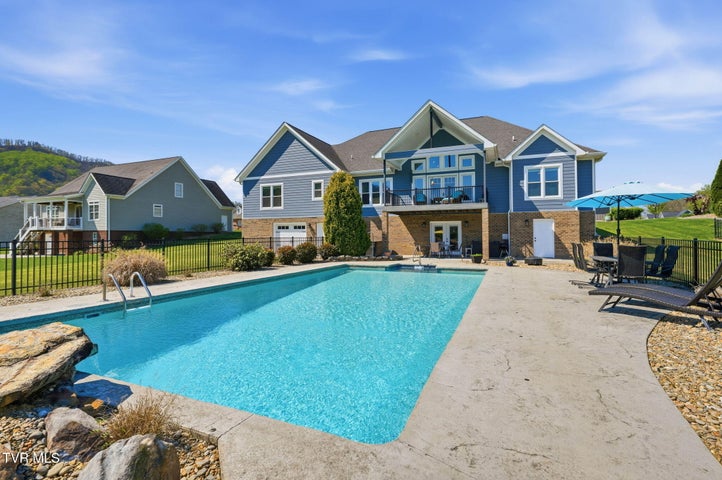 1st photo of 605 Church Lane