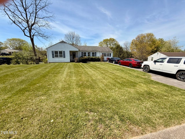 1st photo of 1507 Baxter Street