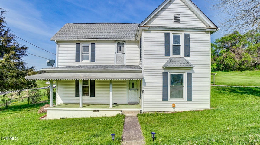 1st photo of 1427 Highway 93 