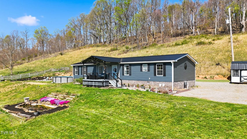 1st photo of 38 Spring Ridge Court