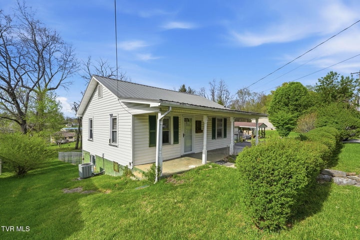 1st photo of 731 Beechwood Drive