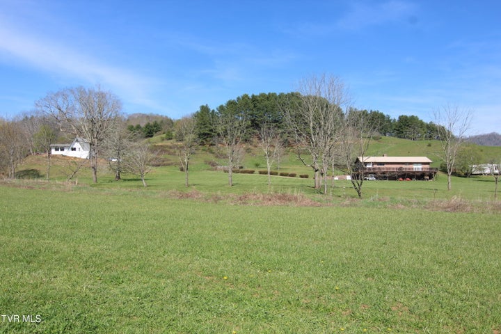 1st photo of 274 Rambo Road