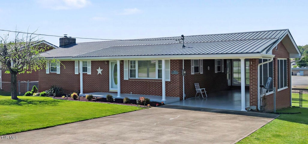 1st photo of 113 Virginia Drive