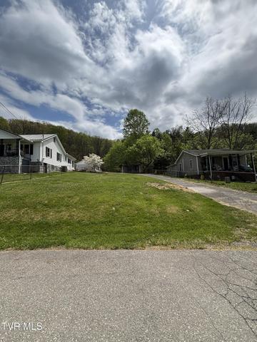 1st photo of 2806 Anderson Street