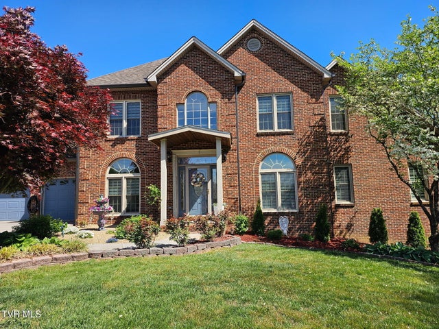 1st photo of 2605 Halifax Drive