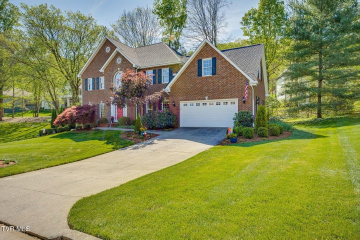 1st photo of 4 Sage Court