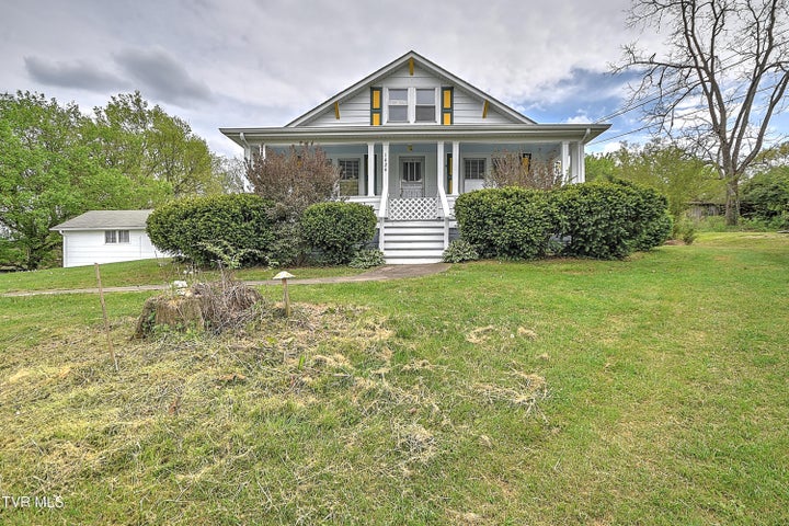 1st photo of 1424 Bristol Caverns Highway