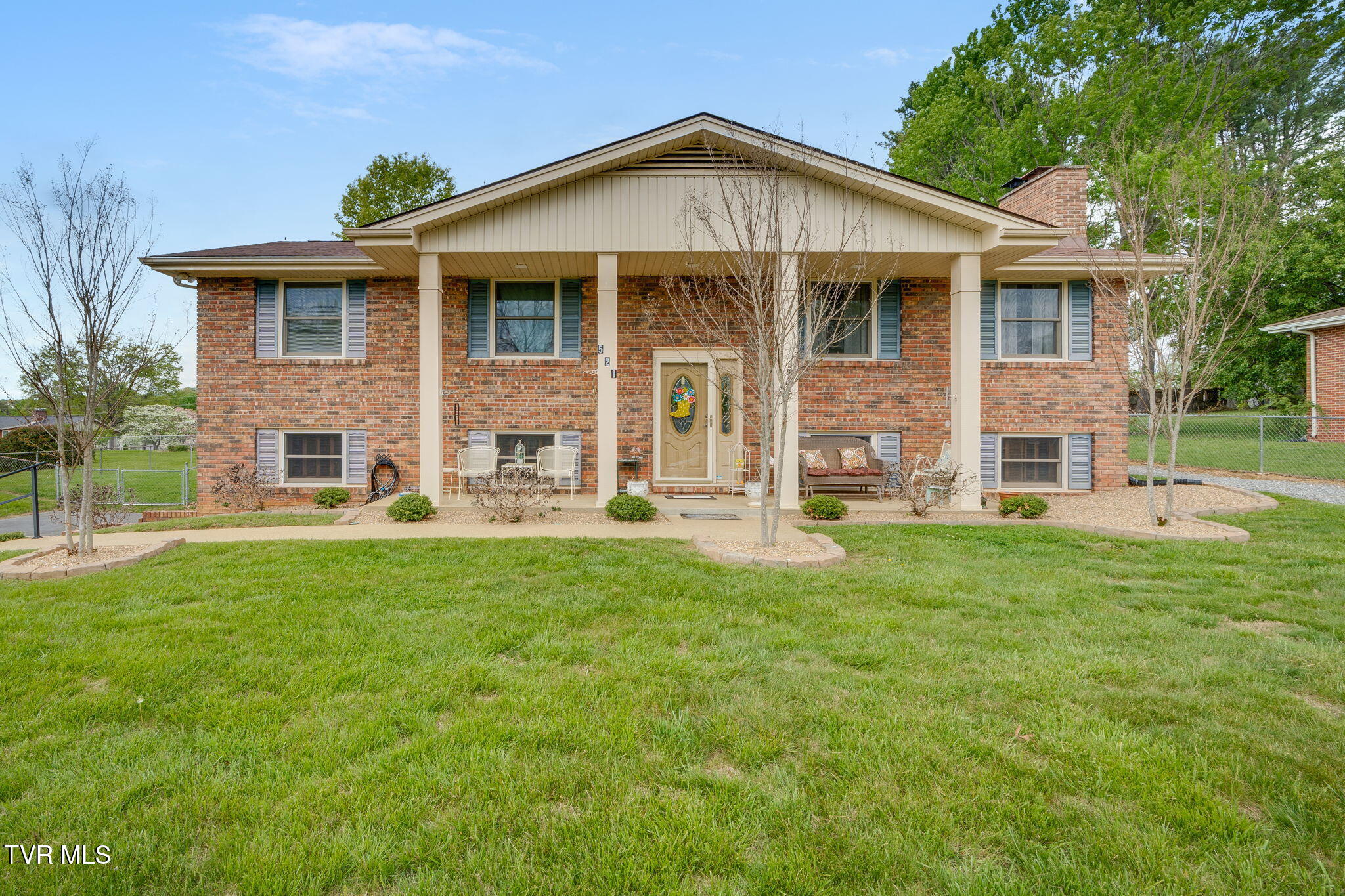 1st photo of 521 Kilkenny Road